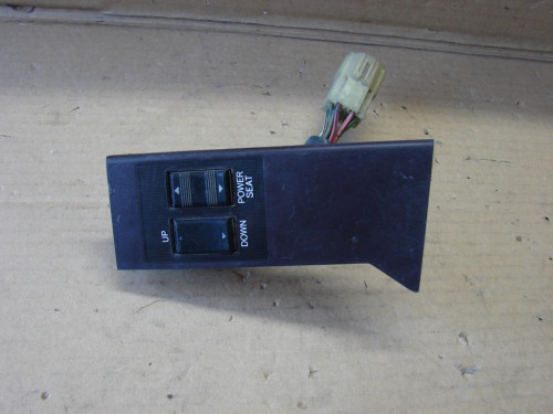 BLOK-UPRAVLENIY-STEKLOPODEMNIKAMI-R_L-CROWN-GS120-1.jpg