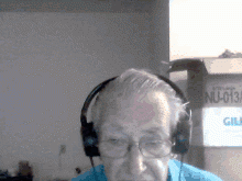 grandpa-headphones.gif
