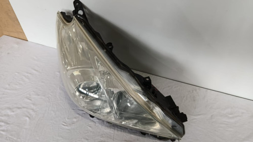 FARA-81130-47280-RL-ZVW41-2.jpg