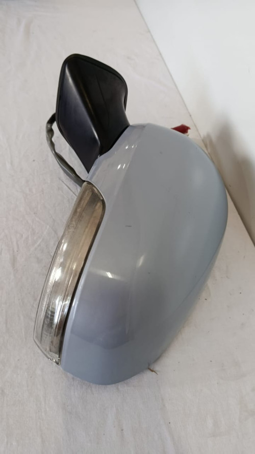 UKO-87910-47140-RL-ZVW30-2.jpg
