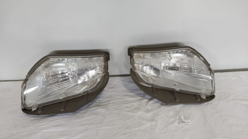 TUMAN-81511-47030-RL-ZVW41-2.jpg