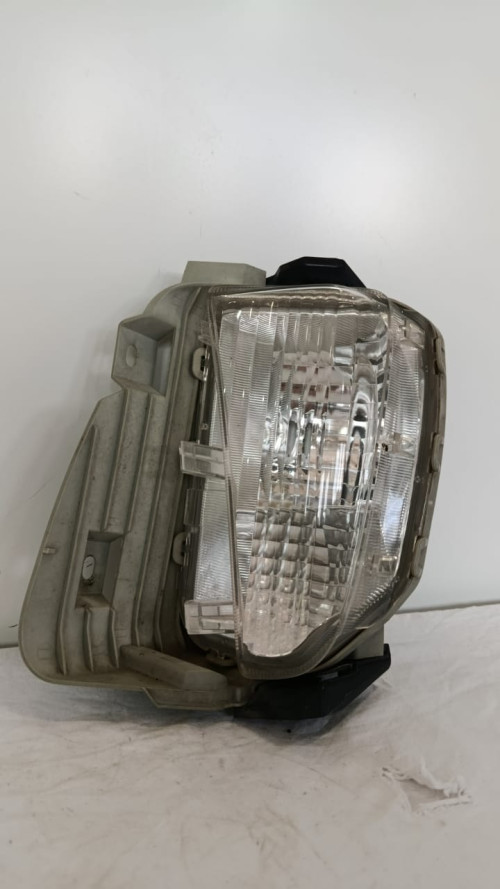TUMAN-81511-47040-RL-ZVW30-1.jpg