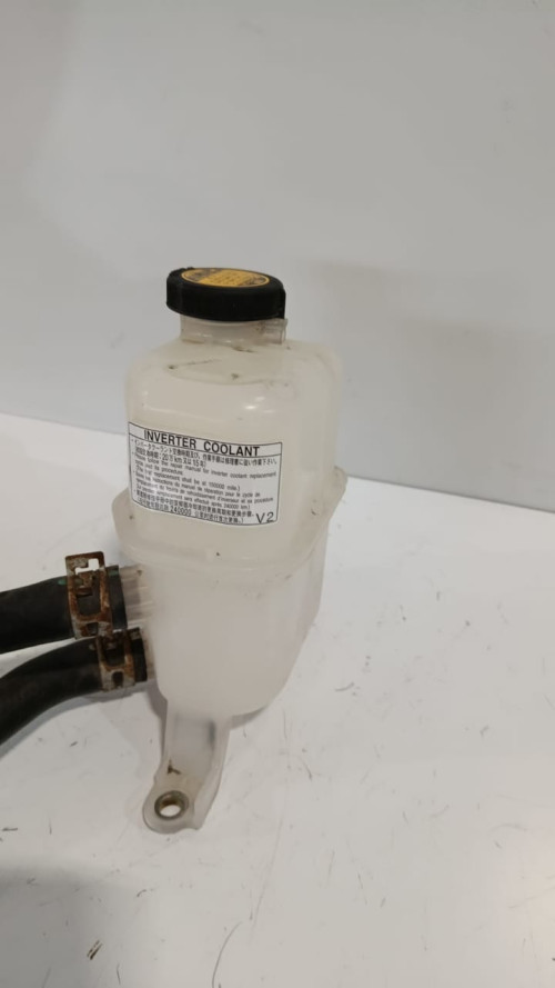 BACOK-INVERT-88460-47150-ZVW30-2.jpg